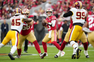 Purdy bate recorde da NFL; 49ers seguram 6ª vitória sobre Commanders