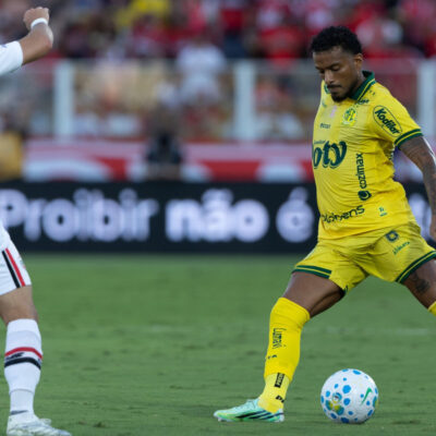 Reinaldo alcança 100 participações diretas no Brasileirão