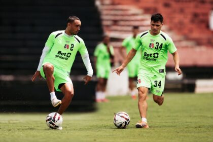 Ronald e Eurico reforçam Santa Cruz contra Maringá na busca pela Série B