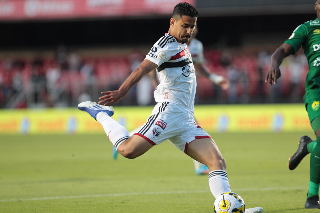 São Paulo parcela dívida de R,06 mi por André Anderson em 20 vezes