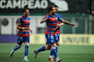 Sasha decide; Fortaleza vence América-MG e reage no Brasileirão