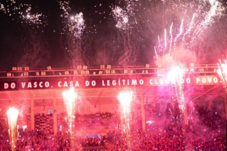 Torcida do Vasco prefere São Januário para semifinal contra o Boca