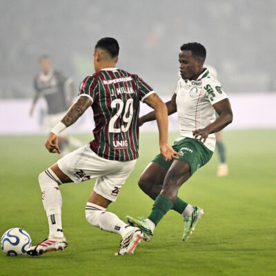 Vaias a Jhon Arias no Maracanã; Palmeiras arranca vitória por 2 a 1