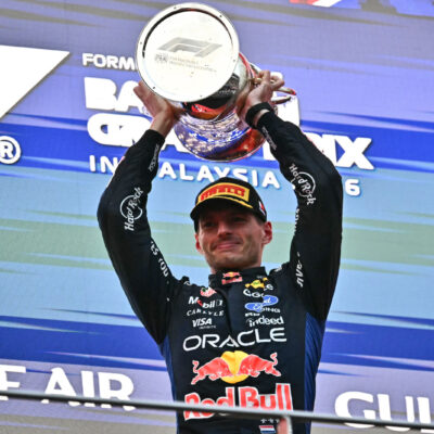 Verstappen quebra jejum de 15 GPs e vence na Malásia