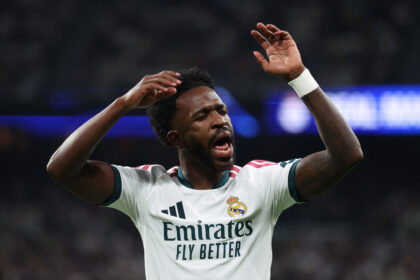 Vinicius soma três expulsões diretas em nove temporadas pelo Real Madrid