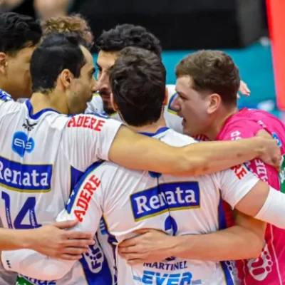 Vôlei Renata arranca vitória em Itaquaquecetuba e larga na frente