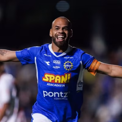 Wesley exalta trabalho coletivo e cobra foco para final no Martins Pereira
