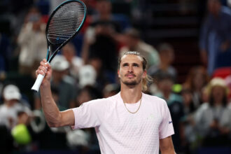 Zverev assume nº1 da ATP aos 29 e garante liderança até o fim